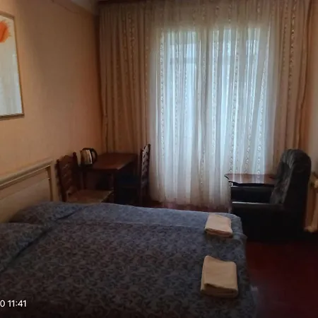 Hotel apartamentowy Alaska *